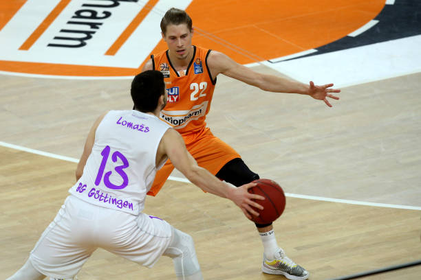 同时向观众 同时向观众