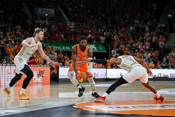 球迷的质疑 球迷的质疑